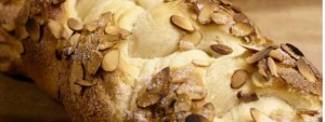 Pulla:  Finnish Cardamom Sweet Bread 