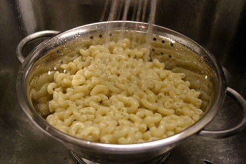 bwmnc4 Pub Night: Buffalo Wing Macaroni and Cheese