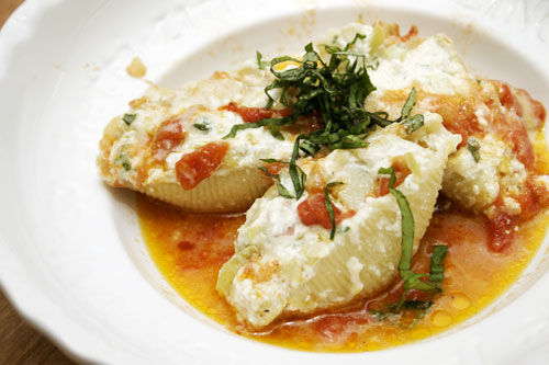 pas12 Stuffed Shells with Artichoke and Prosciutto