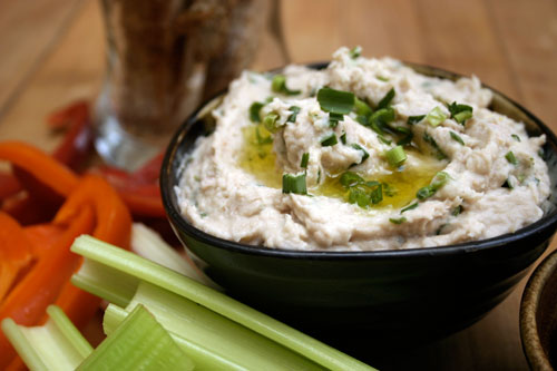 wbt11 White Bean & Tuna Dip with Garlic Chives