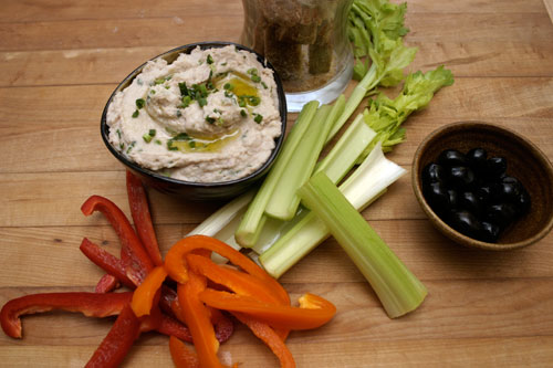 wbt7 White Bean & Tuna Dip with Garlic Chives