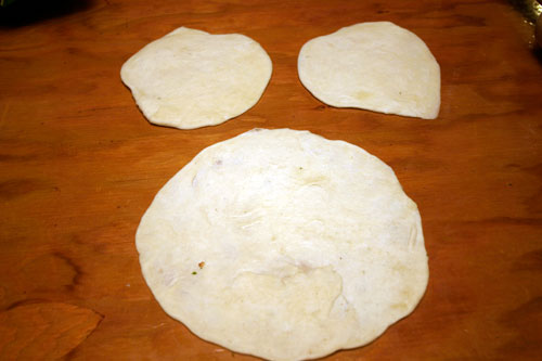 mlfb10 Flatbreads with Spiced Minced Lamb