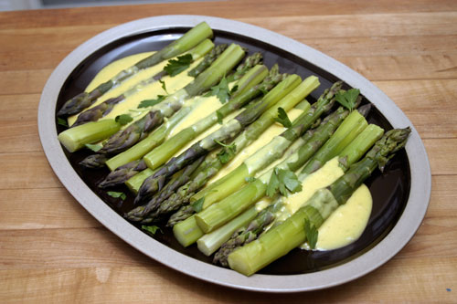 accs8 Asparagus with Curried Cheese Sauce