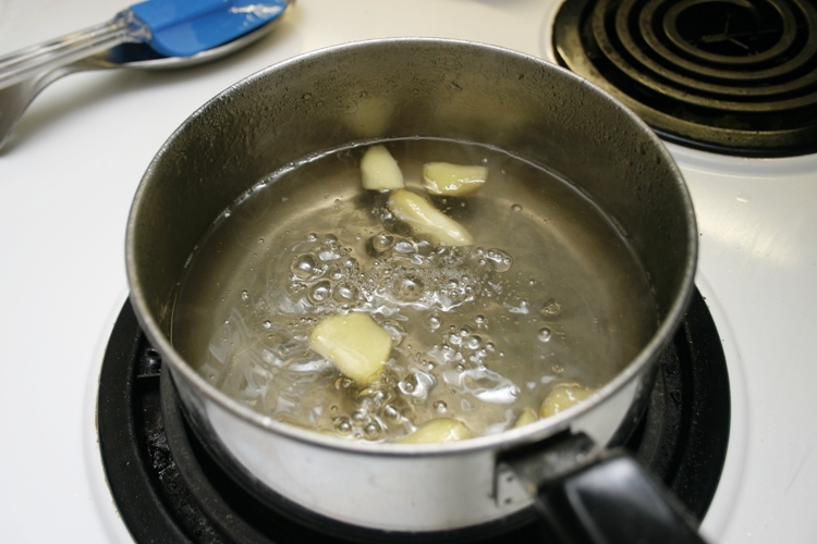 ginger_simple_syrup What to Drink This Weekend: Romantic Cocktails of Adoration and Love