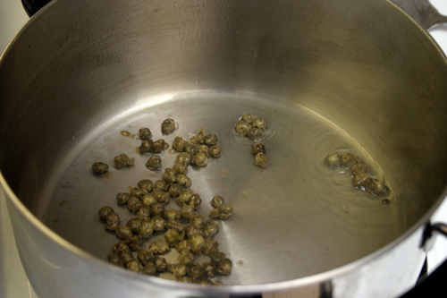 srcs4 Vegantines Day: Spice Roasted Cauliflower Soup with Fried Capers