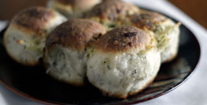 garlichalloumipullaparts_2