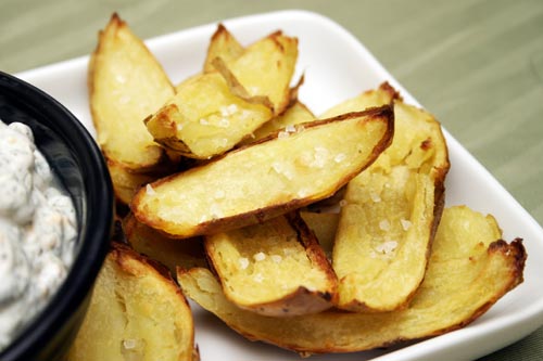 ps10 Baked Potato Skins with Fully Loaded Dip