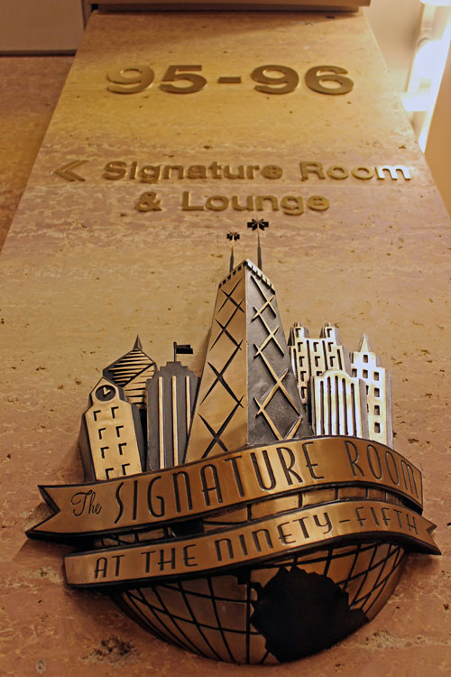 IMG_3019 Eating Chicago: Toasting at the Signature Lounge